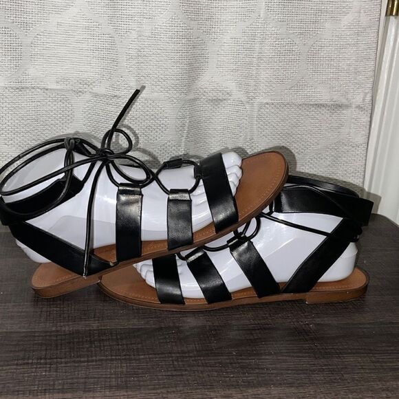 Black Zara Basic Collection Gladiator sandals, size 9.5 - Picture 3 of 7